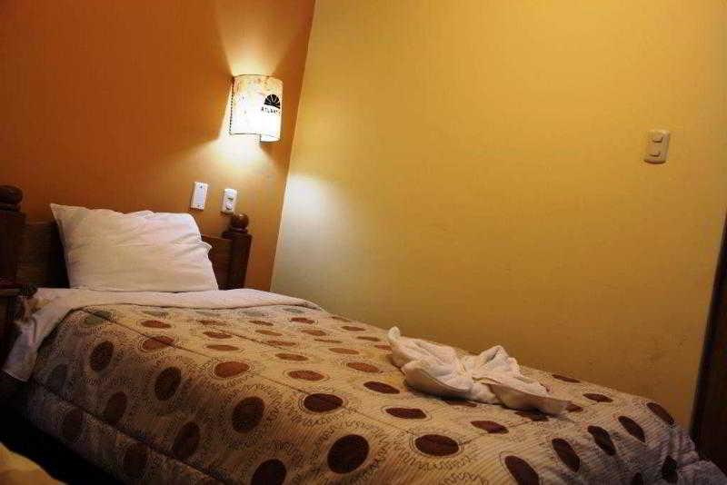 Hostal Atlantis Cuzco Buitenkant foto