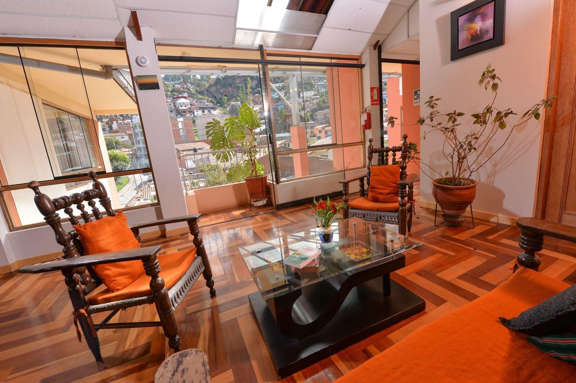 Hostal Atlantis Cuzco Buitenkant foto